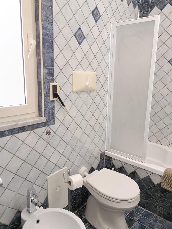 Domus Cornelia Apartment Наполи Екстериор снимка