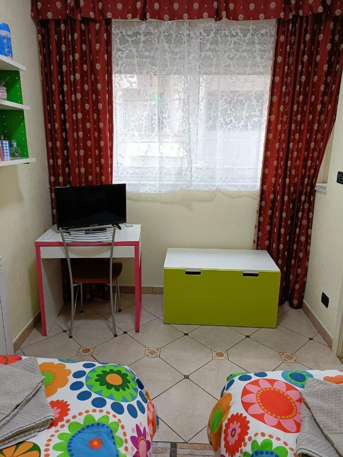 Domus Cornelia Apartment Наполи Екстериор снимка